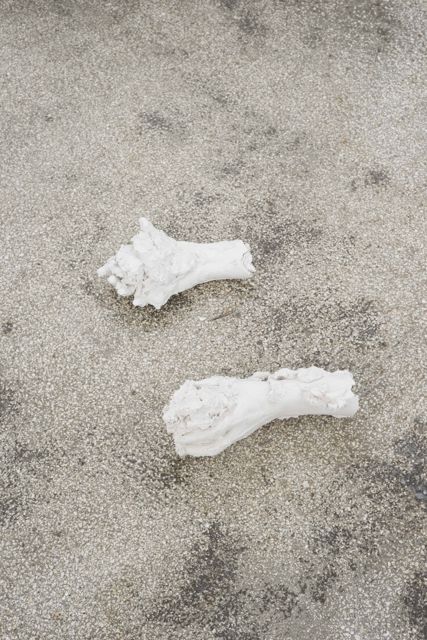 untitled (model for a self), 2019, plaster, 40 × 40 × 16 cm